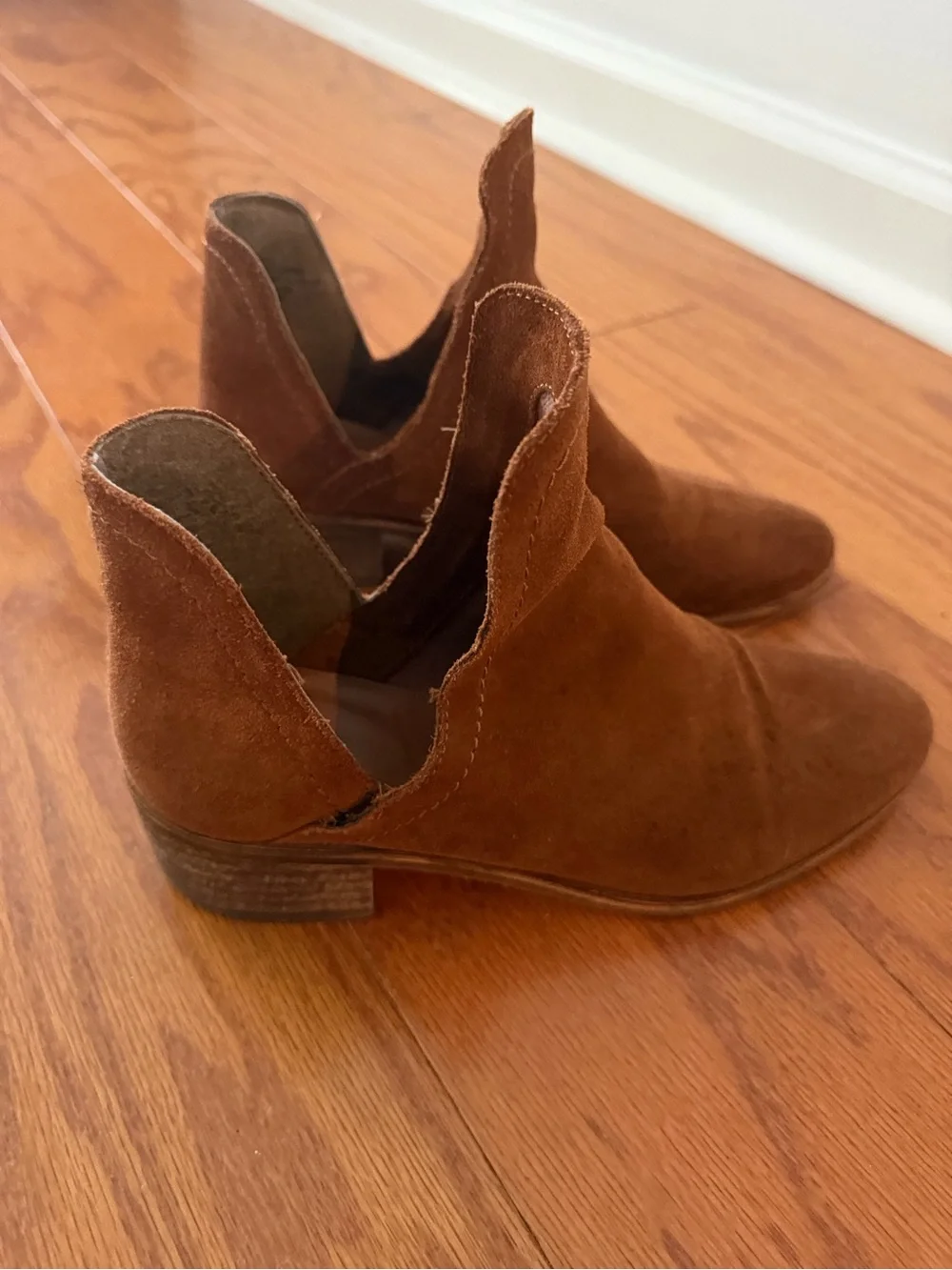 Brown Suede Cutout Ankle Boots Booties 7.5